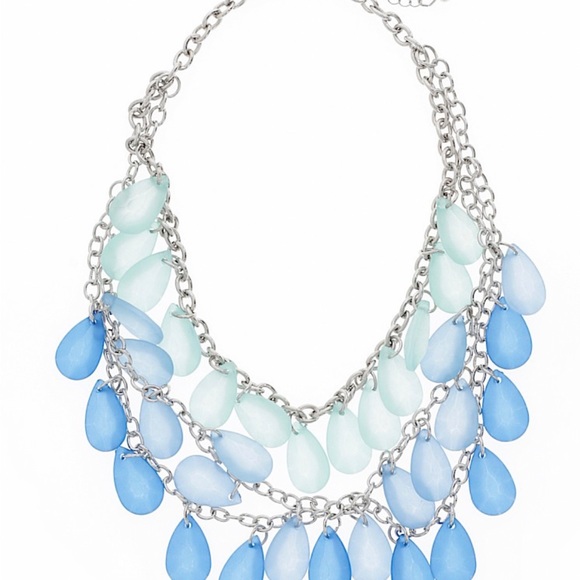 Macys Frosted Blue Layered Necklace Silver 10 inch drop - Picture 3 of 3